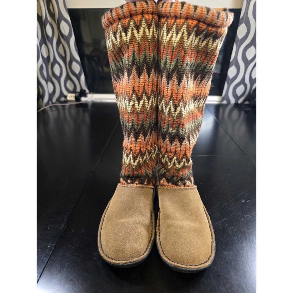 KEEN Sienna Tall Boots Womens 6 Suede Sweater Knit Zig Zag Shearling Lined Boho